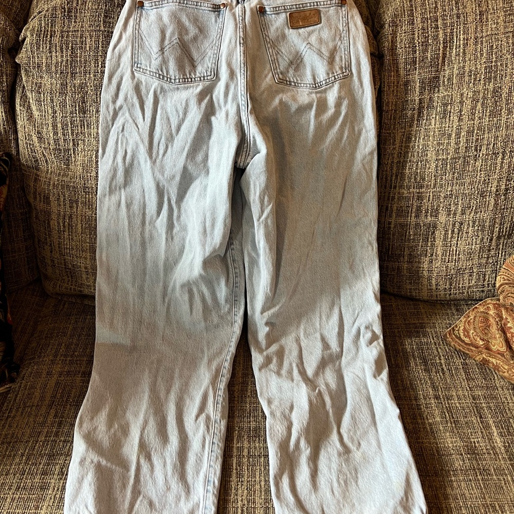 Wrangler Jeans, Earth Wash - Picture 5 of 7